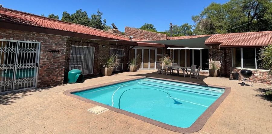 4 Bedroom Property for Sale in Suidrand Free State